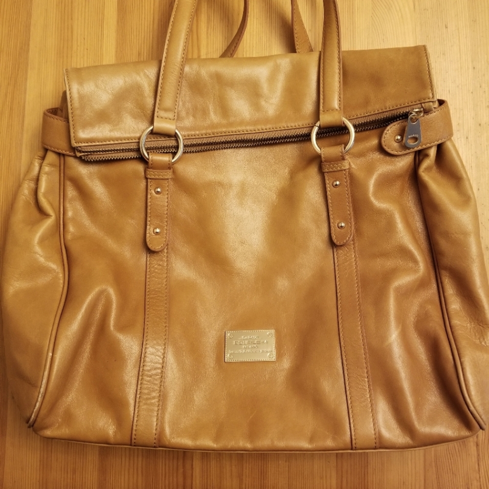 Vintage leather bag